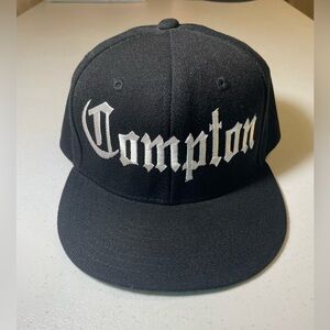 Compton Snap back Green two tone brim green and black used